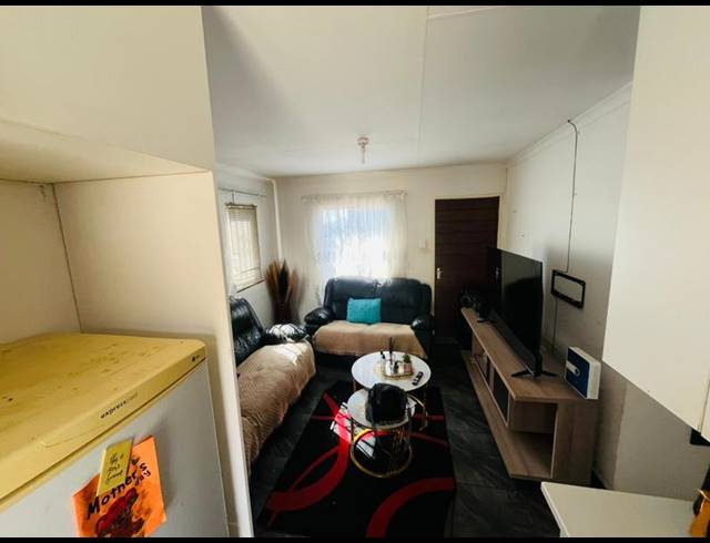 3 BEDROOM HOUSE FOR SALE IN WINDMILL PARK